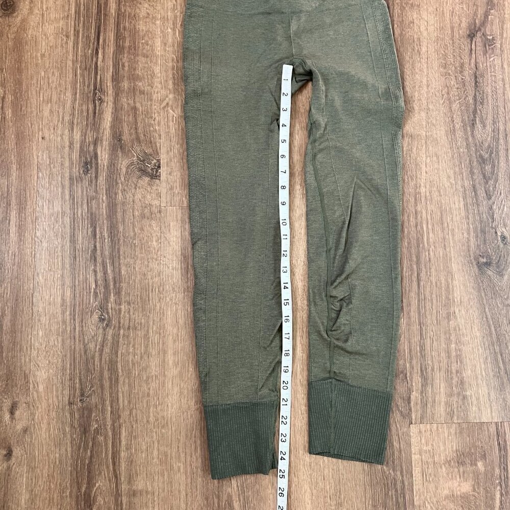 Lululemon Q5 Compression Leggings Olive Green Sz 4 - Picture 12 of 14